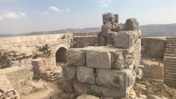 Ajloun, Jordan - walls with patterns from ancient times part 5 — Stock Video