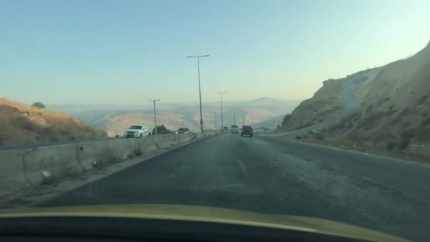 Irbid, Jordanie - Vue de voiture de la piste de montagne environnante partie 5 — Video