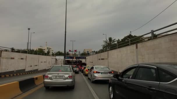 Αμμάν, Ιορδανία - οδήγηση μέσα από τους δρόμους της πόλης μέρος 6 — Αρχείο Βίντεο