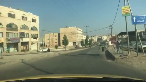Irbid, Giordania - guida sull'autostrada della città parte 15 — Video Stock