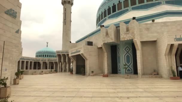 Amman, Jordan - beautiful walls of history King Abdullah Mosque part 11 — Stock video