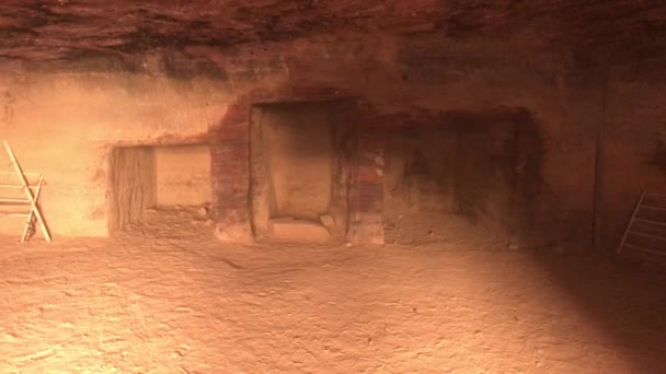 Petra, Jordan - -岩石上刻有结构的山地浮雕第9部分 — 图库视频影像