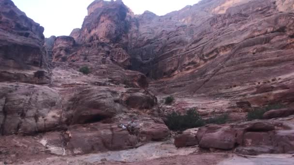 Petra, Jordánsko - kaňony s stoletou historií část 10 — Stock video