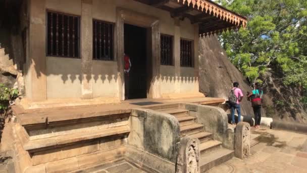 Anuradhapura, Sri Lanka, vista do templo do lado — Vídeo de Stock