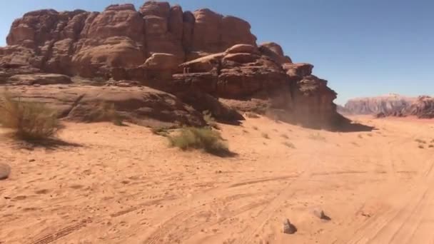 Wadi Rum, Jordan - Martian landscapes in the desert part 9 — Stock video