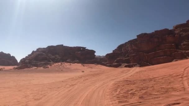 Wadi Rum, Jordan -沙漠的红沙奇景部分19 — 图库视频影像