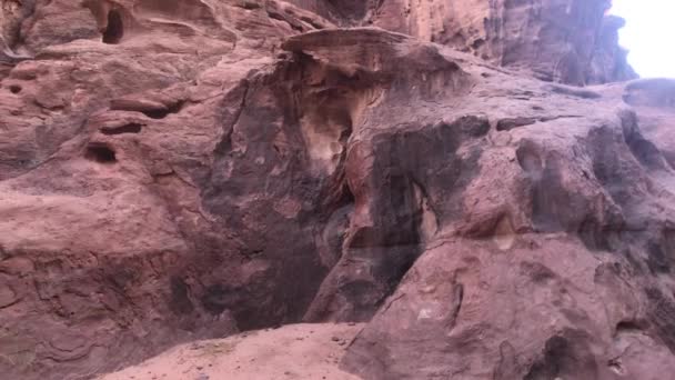 Wadi Rum, Jordan - Martian landscapes in the desert part 20 — Wideo stockowe