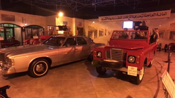 Amman, Jordan - October 20, 2019: Royal Automobile museum retro cars with historical value part 4 — ストック動画
