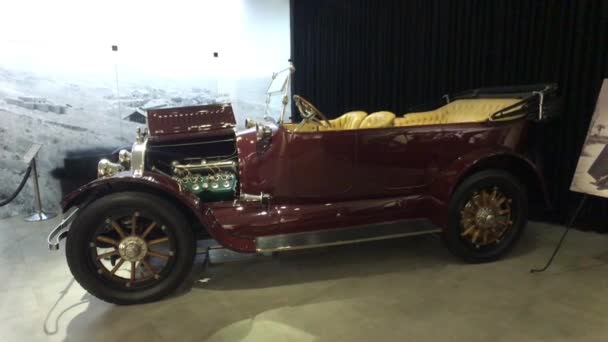 Amman, Jordan - October 20, 2019: Royal Automobile museum vintage car from the royal family collection part 4 — Stok video