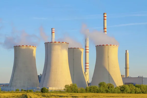 Теплоэлектростанция, Чехия — стоковое фото