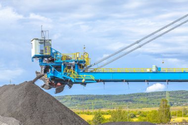 Kahverengi kömür madeni dev tekerlekli ekskavatör 