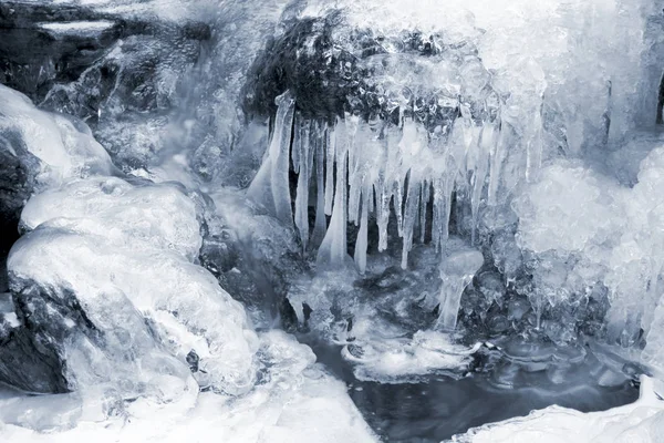 Cascada Congelada Nevada Temporada Invierno — Foto de Stock