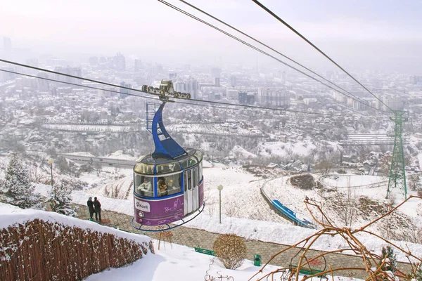 Kok-tobe mount in Almaty, Kazachstan — Stockfoto