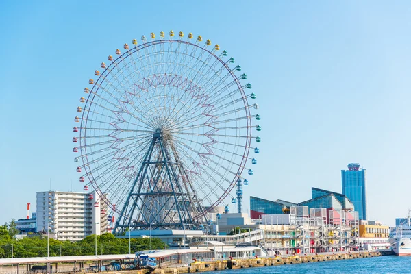 Tempozan Riesenrad und Osaka Aquarium kaiyukan Stockfoto