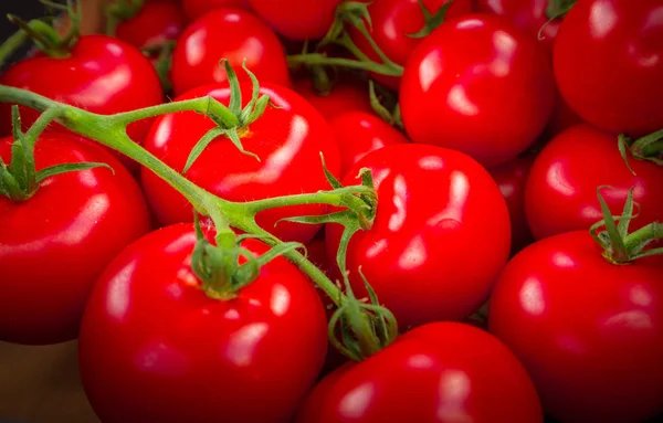 Tomatenstapel, Fokustechnik und Vignetteffekt Stockfoto