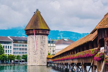 Eski kule ve köprüden Lucerne