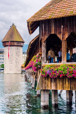 Eski kule ve köprüden Lucerne