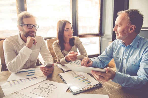 Gente de negocios trabajando — Foto de Stock