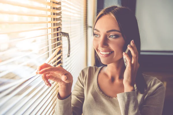 Beautiful business lady — Stock Photo, Image