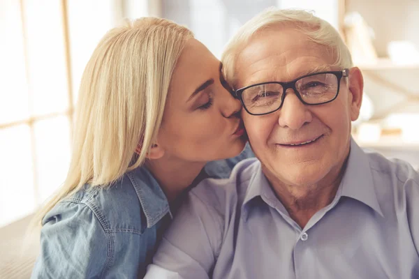 Abuelo y nieto — Foto de Stock