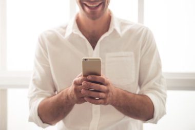 yakışıklı genç işadamı