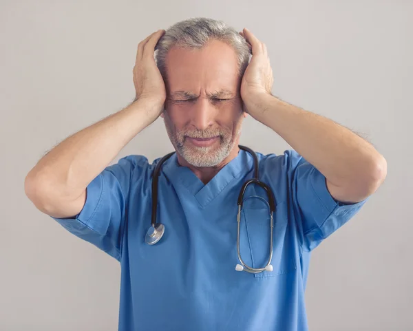 Handsome mature doctor — Stock Photo, Image