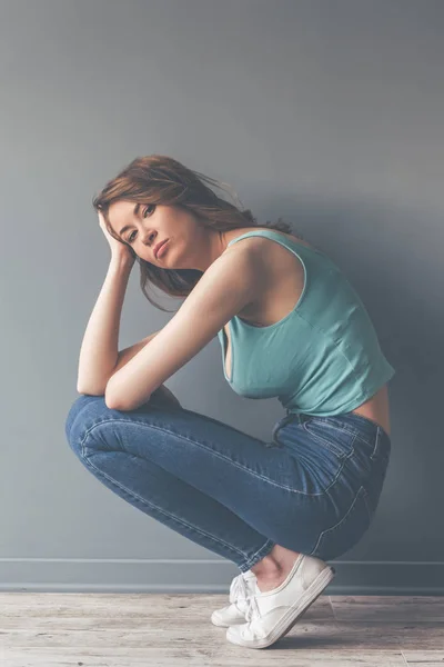 Hermosa mujer elegante — Foto de Stock