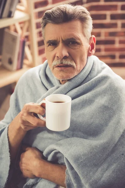 Olgun adam soğuk olması