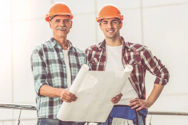 Werknemers in de bouw industrie — Stockfoto