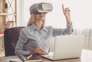 güzel iş kadını çalışma