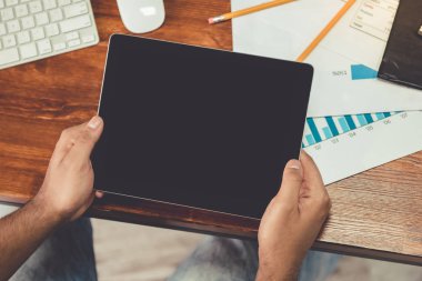 Afro Amerikalı adam çalışma