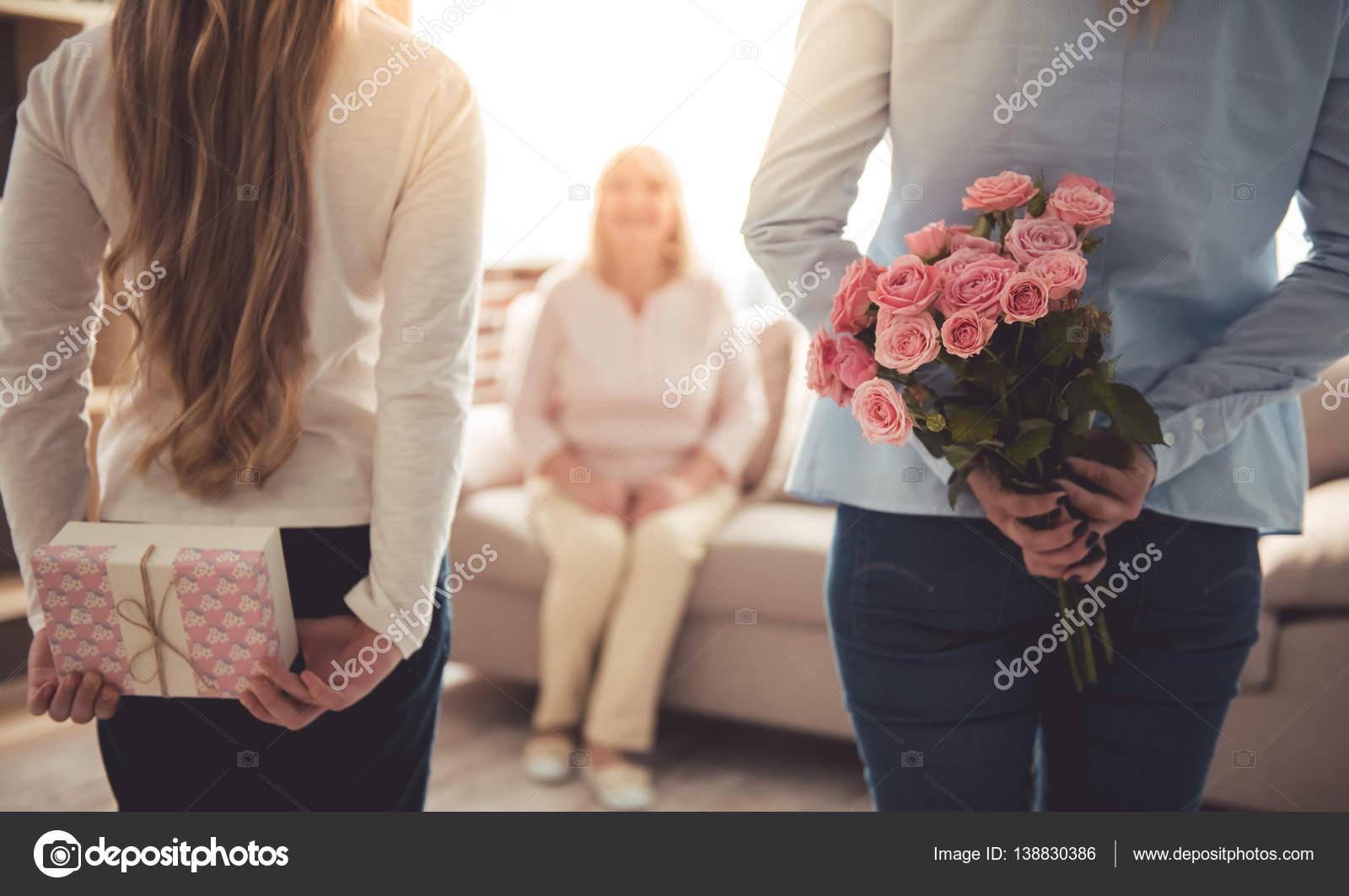 Причины дарить девушке цветы