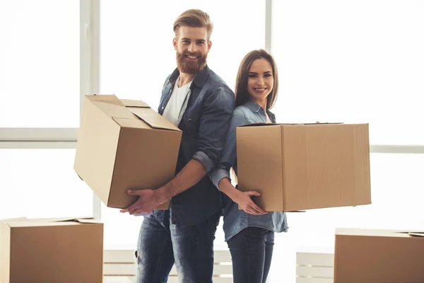 Beautiful couple moving — Stock Photo, Image