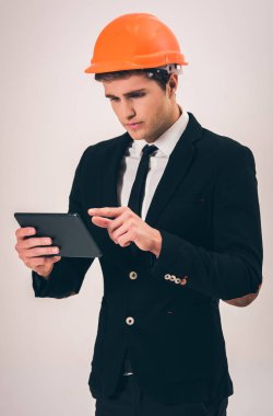 yakışıklı genç işadamı