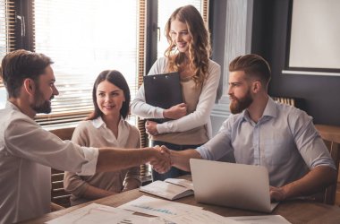 çalışan iş adamları