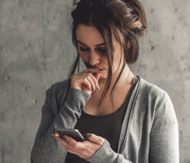 Kız çarptı varlık 