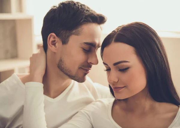 Couple at home — Stock Photo, Image