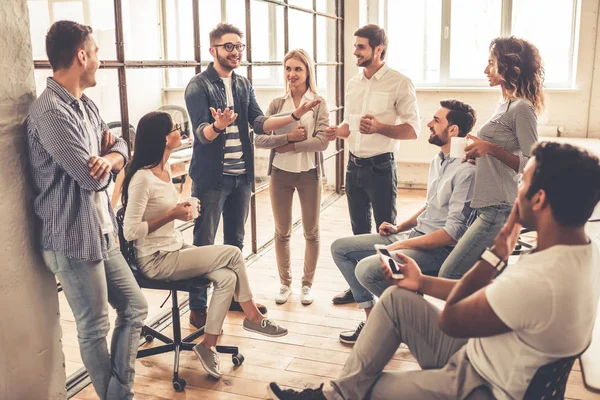 Gente de negocios trabajando — Foto de Stock