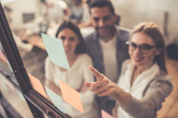 Gente de negocios trabajando — Foto de Stock