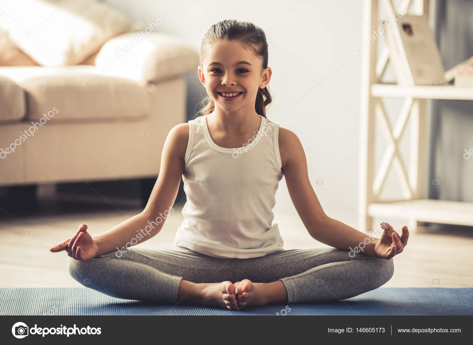 Занятия по гимнастике для детей. Спорт дети. Гимнастика. Дети на физкультуре. Элементы гимнастики для детей.