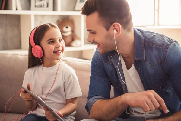 Pappa och dotter — Stockfoto