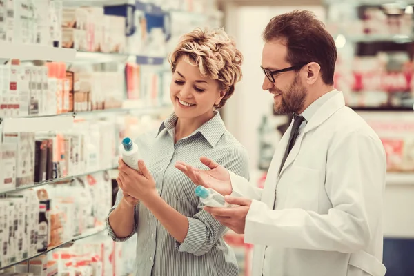 At the pharmacy — Stock Photo, Image