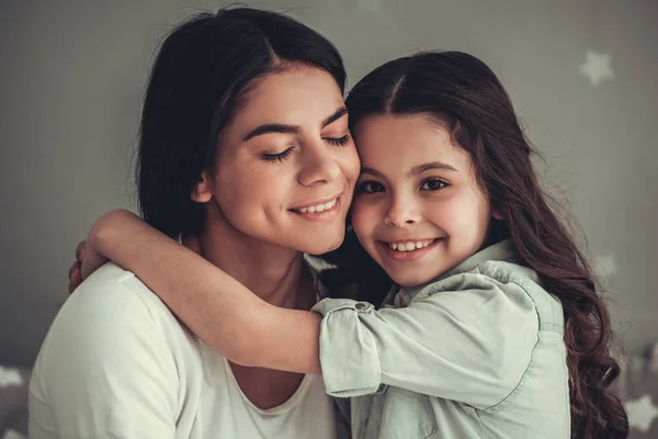 Maman et fille — Photo