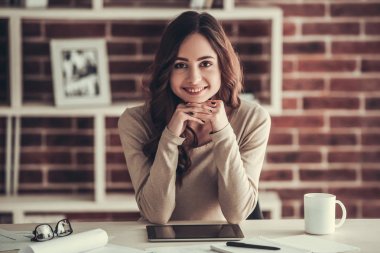 güzel kız öğrenci