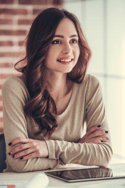 güzel kız öğrenci