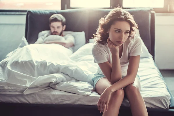 Couple in bedroom — Stock Photo, Image