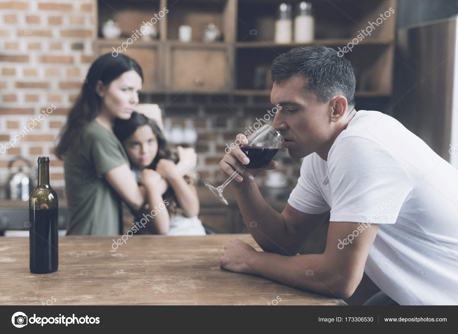 Как уйти от пьющего мужа. Муж алкоголик. Как уйти от пьющего мужа. Муж алкоголик. Пьяная муха.