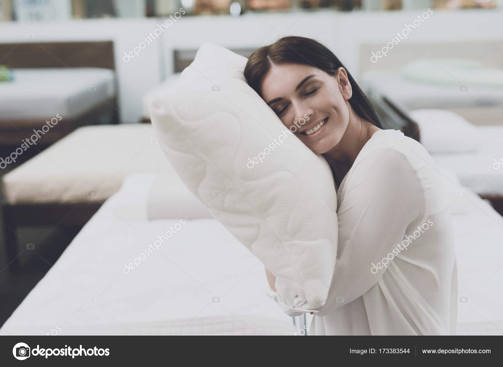 The Pillow Store optionshara