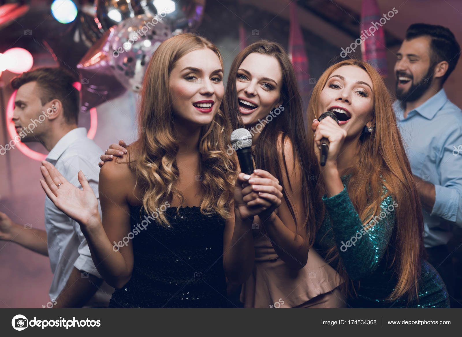 Петь в караоке Петь в караоке