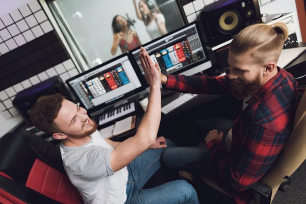 Two Girls Sing Recording Studio Console Two Sound Engineers Sitting — Photo